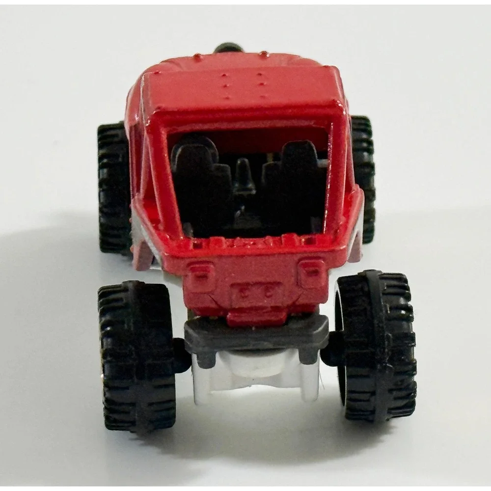 Matchbox MBX 4x4 Toy Truck 1:64 Red Explorer Off-Road Diecast Car 2007 Mattel‎
